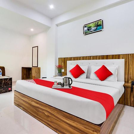 הרידוואר Hotel O La Plazo מראה חיצוני תמונה