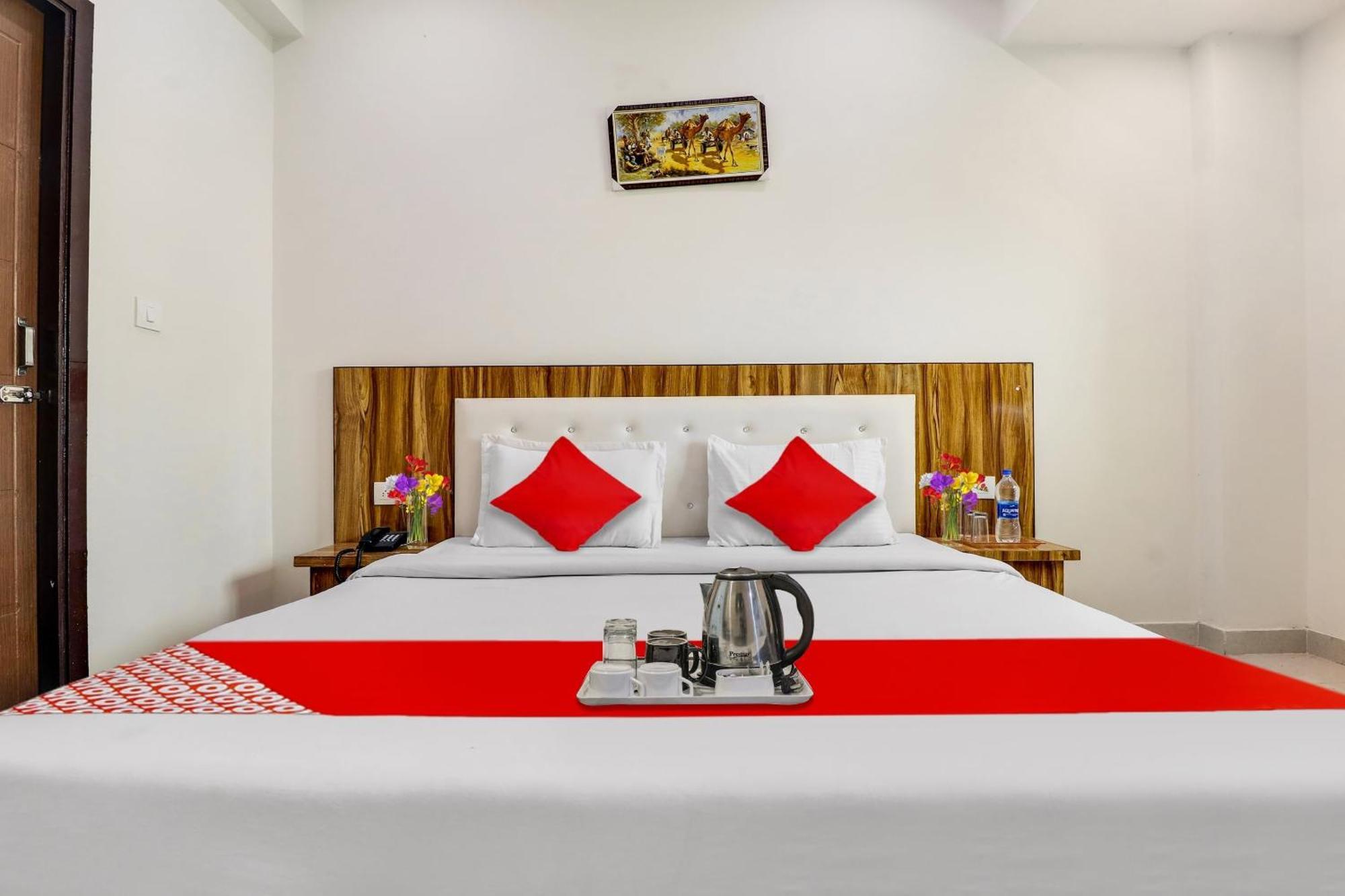 הרידוואר Hotel O La Plazo מראה חיצוני תמונה